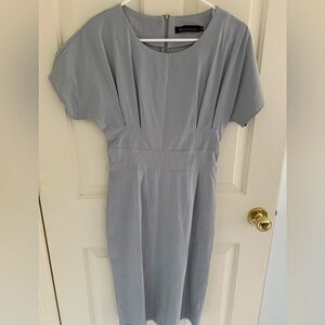 EUC Chic Women's Gray Midi Dress